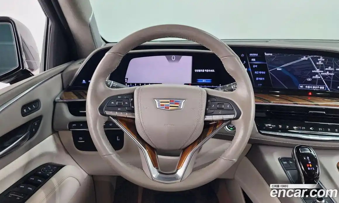 Cadillac Escalade 2022 6.2 гидро в Москве № 747407, фото 13