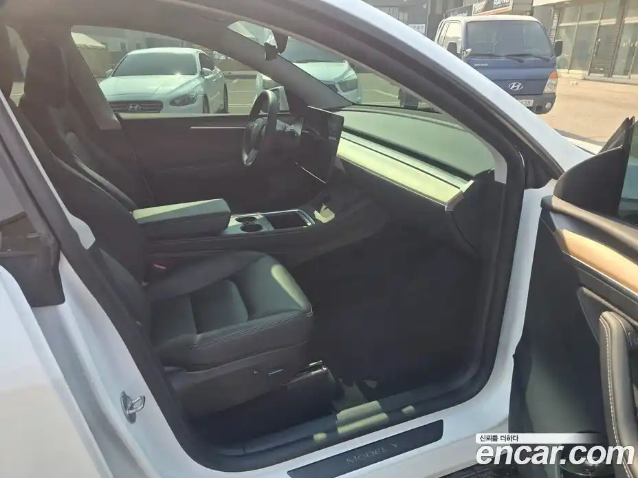 Tesla Model Y 2024 0.2 гидро в Москве № 766715, фото 14