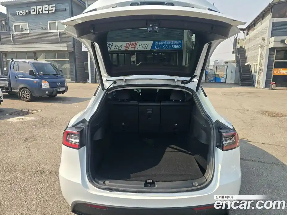 Tesla Model Y 2024 0.2 гидро в Москве № 766715, фото 19