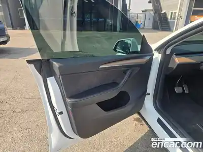 Tesla Model Y 2024 0.2 гидро в Москве № 766715, миниатюра 9