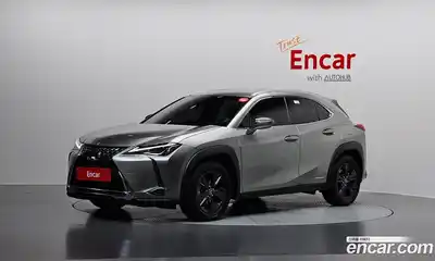 Lexus UX, 2020