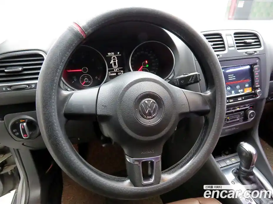 Volkswagen Golf 2012 2.0 гидро в Москве № 826346, фото 8