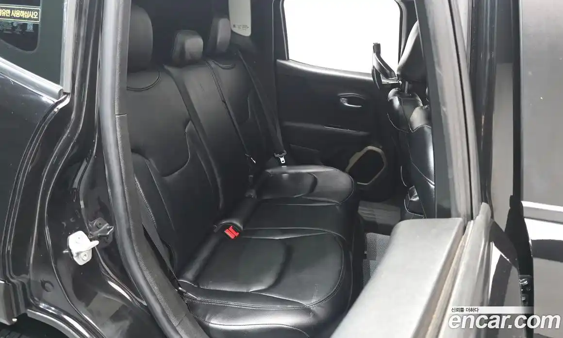 Jeep Renegade 2016 2.0 гидро в Москве № 826518, фото 11