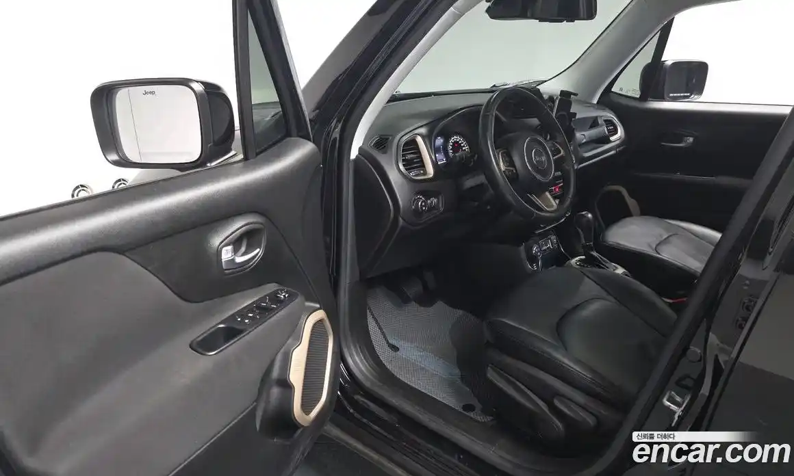 Jeep Renegade 2016 2.0 гидро в Москве № 826518, фото 10
