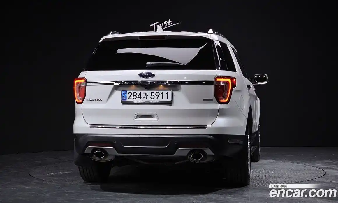 Ford Explorer 2018 2.3 гидро в Москве № 827065, фото 4