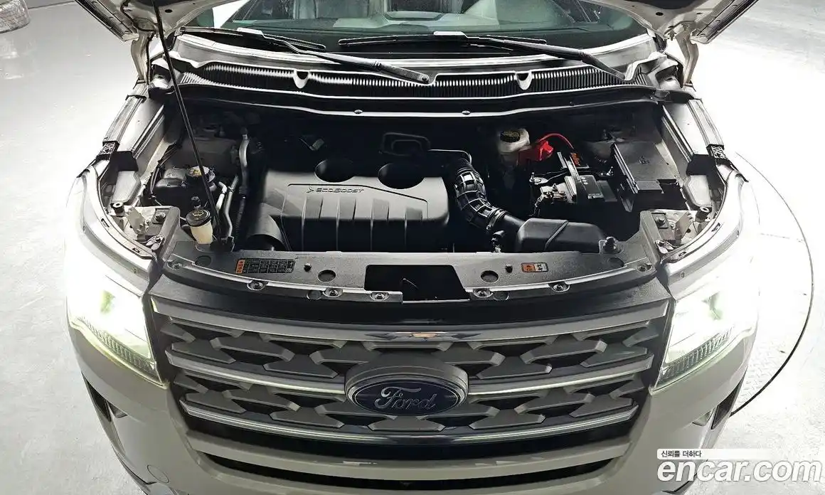 Ford Explorer 2018 2.3 гидро в Москве № 827065, фото 6
