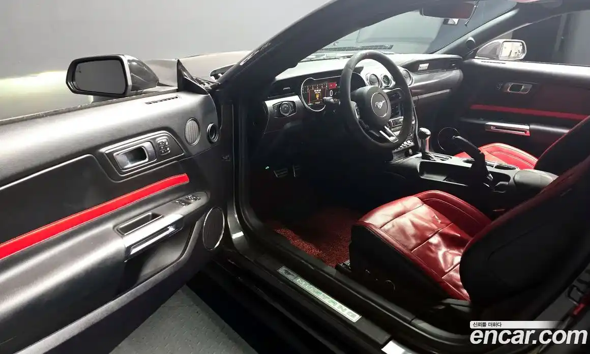 Ford Mustang 2019 2.3 гидро в Москве № 827100, фото 10