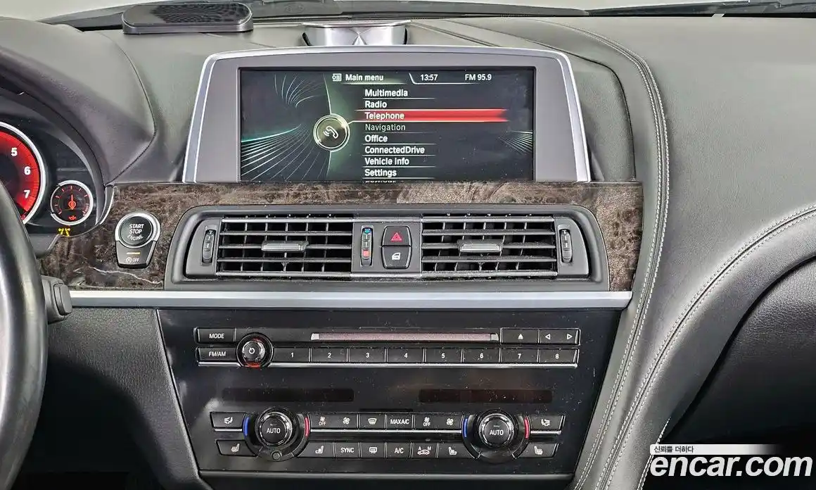 BMW 6-Series 2014 4.4 Автомат в Москве № 892361, фото 14