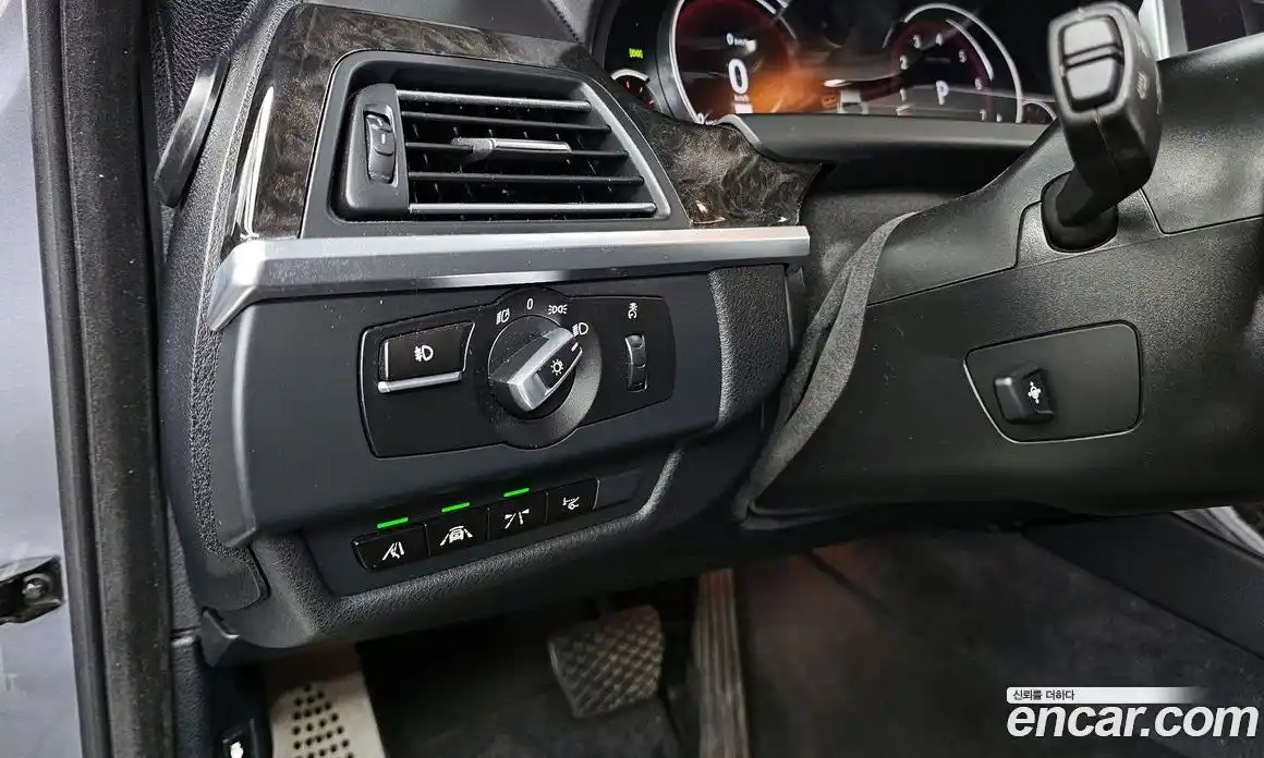 BMW 6-Series 2014 4.4 Автомат в Москве № 892361, фото 16