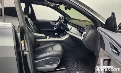 Audi Q8 2020 3.0 Автомат в Москве № 893854, миниатюра 11