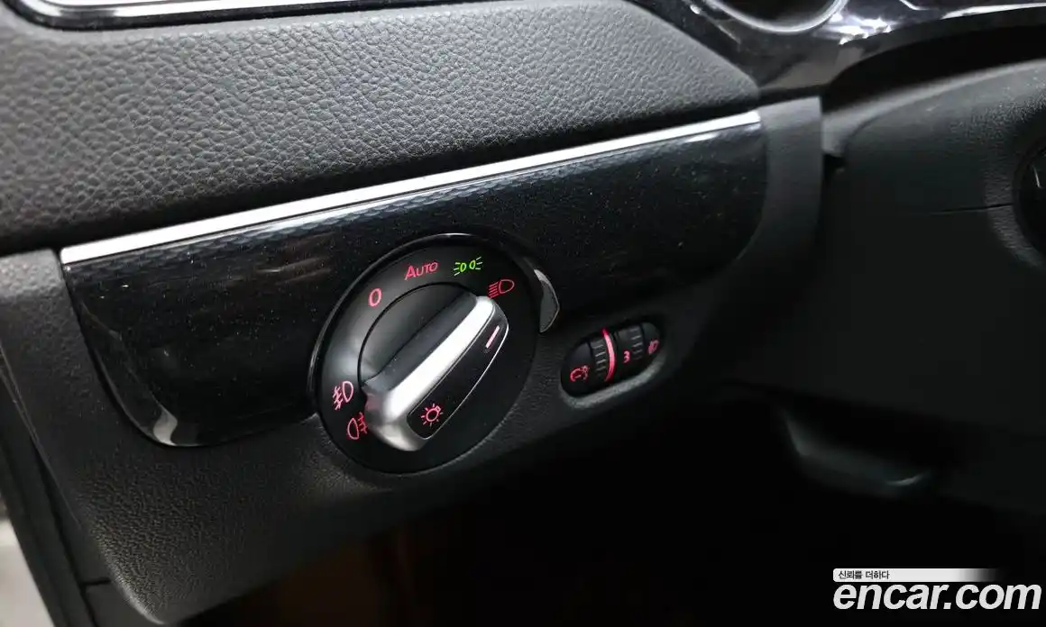 Volkswagen Jetta 2015 2.0 гидро в Москве № 896182, фото 18