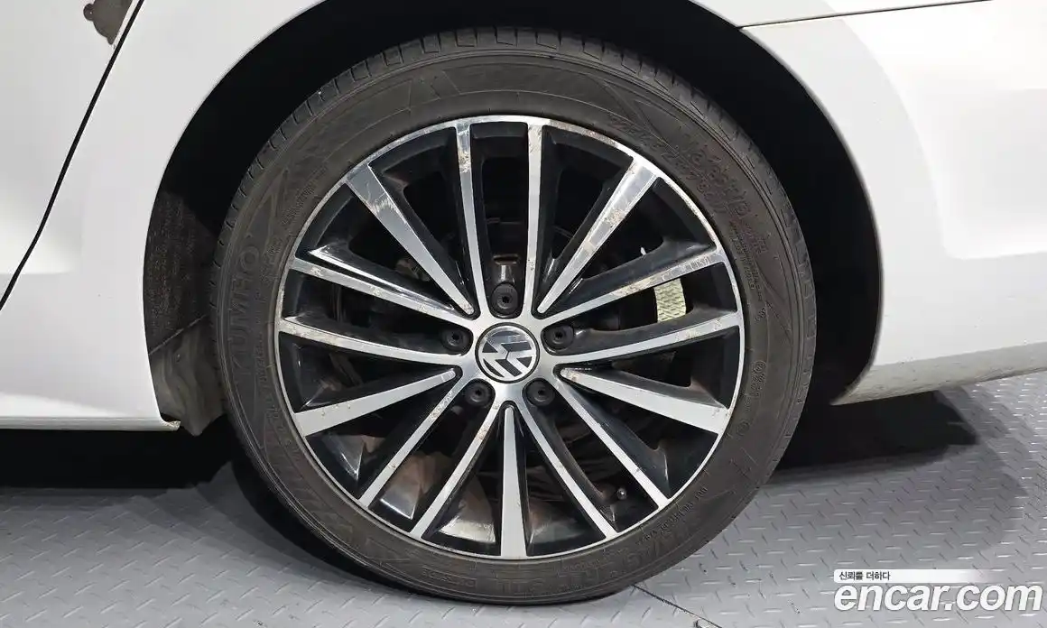 Volkswagen Jetta 2015 2.0 гидро в Москве № 896182, фото 5