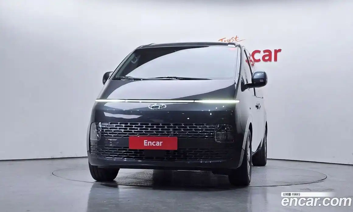 Hyundai Staria 2021 2.2 Автомат в Москве № 926183, фото 3