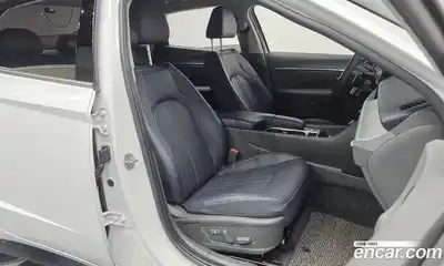 Hyundai Sonata 2024 1.6 Автомат в Москве № 926909, миниатюра 10