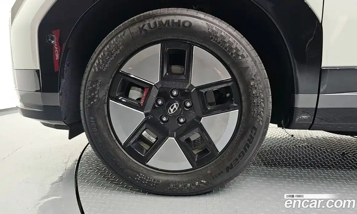 Hyundai Santa Fe 2023 1.6 гидро, фото 5