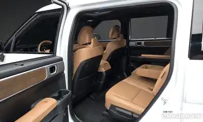 Hyundai Santa Fe 2024 1.6 Автомат в Москве № 928119, миниатюра 12