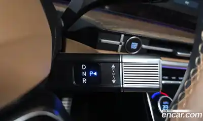 Hyundai Santa Fe 2024 1.6 Автомат в Москве № 928119, миниатюра 9