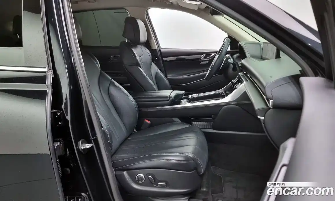 Genesis GV80 2020 2.5 Автомат в Москве № 930880, фото 10