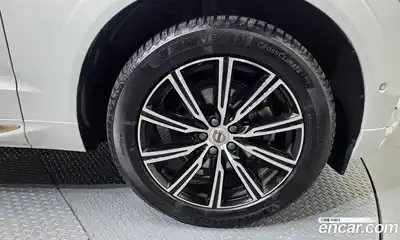Volvo XC60 2021 2.0 гидро в Москве № 972422, миниатюра 5