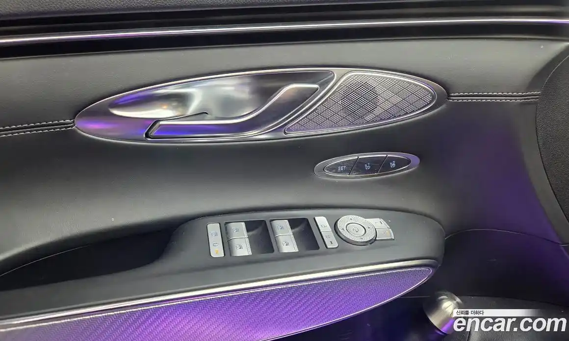 Genesis GV70 2021 2.5 Автомат в Москве № 973168, фото 15