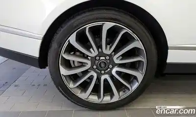 Land Rover Range-Rover 2016 4.4 гидро в Москве № 975642, миниатюра 5