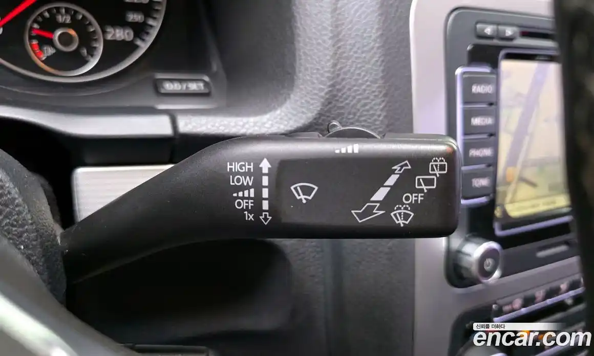 Volkswagen Scirocco 2012 2.0 гидро в Москве № 976171, фото 16