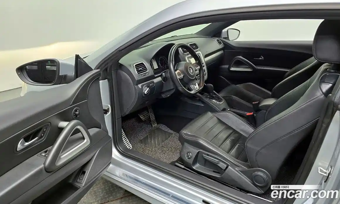 Volkswagen Scirocco 2012 2.0 гидро в Москве № 976171, фото 10