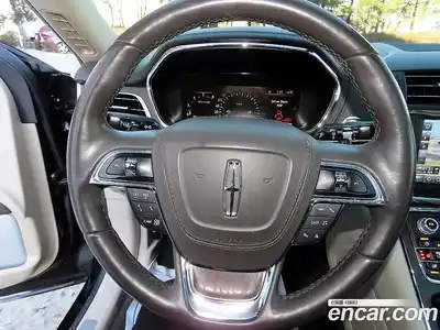 Lincoln Continental 2017 3.0 гидро в Москве № 999689, миниатюра 8