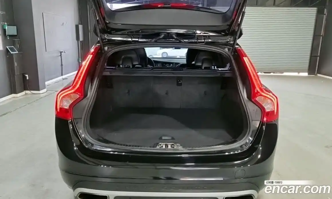 Volvo V60 2016 2.5 гидро в Москве № 1000795, фото 16