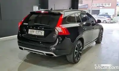 Volvo V60 2016 2.5 гидро в Москве № 1000795, миниатюра 2