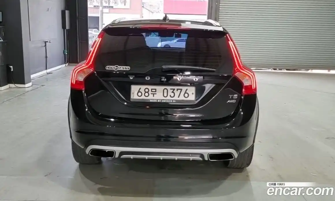 Volvo V60 2016 2.5 гидро в Москве № 1000795, фото 4