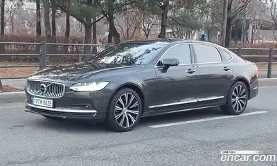 Volvo S90, 2023