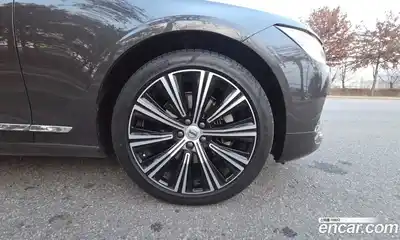 Volvo S90 2023 2.0 гидро в Москве № 1003123, миниатюра 5