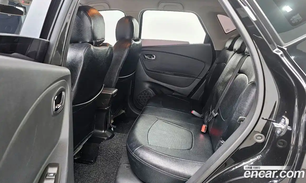 Renault QM3 2016 1.5 Автомат в Москве № 1003674, фото 13