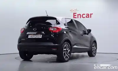 Renault QM3 2016 1.5 Автомат в Москве № 1003674, миниатюра 2