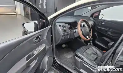 Renault QM3 2016 1.5 Автомат в Москве № 1003674, миниатюра 10