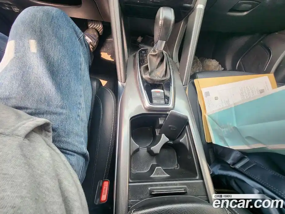 Renault QM6 2017 2.0 Автомат в Москве № 1003980, фото 9