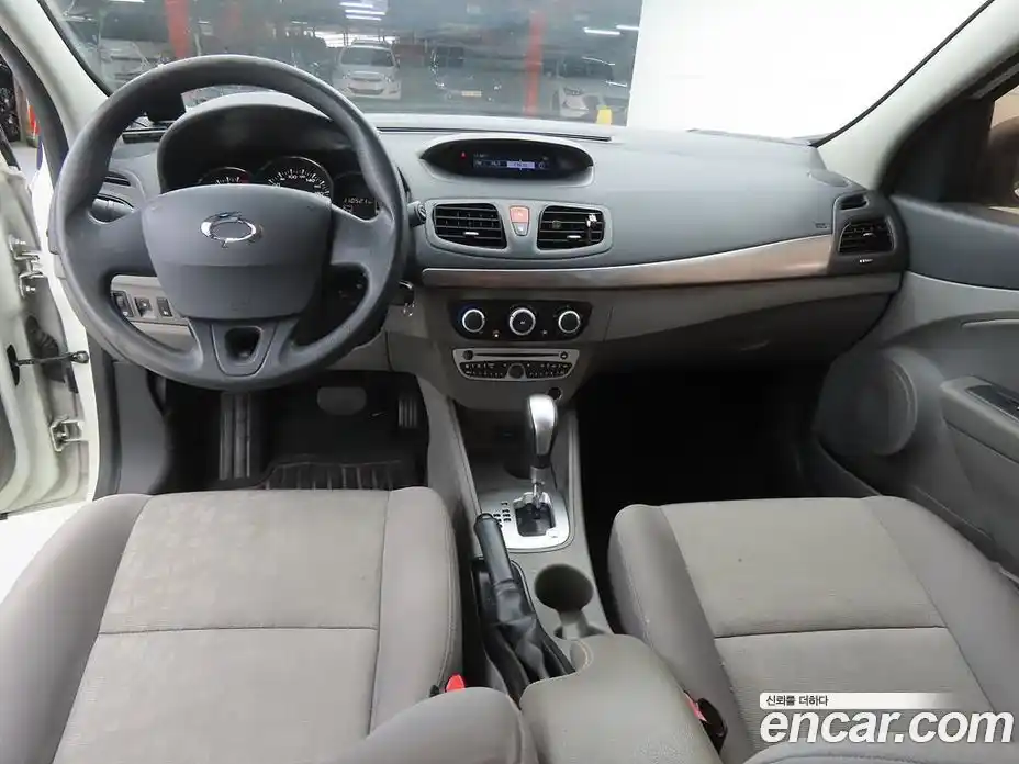 Renault SM3 2010 1.6 Автомат в Москве № 1003989, фото 7