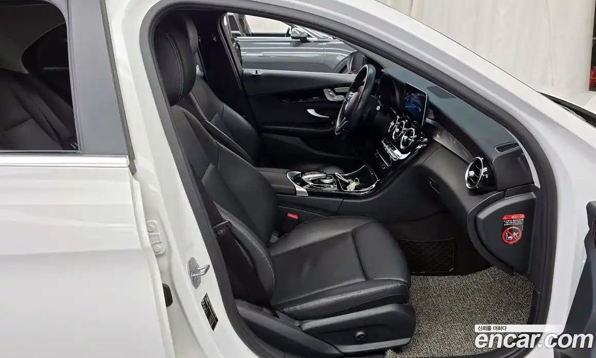Mercedes-Benz C-Class 2019 2.0 гидро в Москве № 1005928, фото 11
