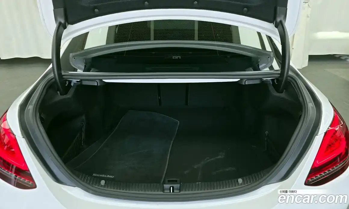 Mercedes-Benz C-Class 2019 2.0 гидро в Москве № 1005928, фото 20