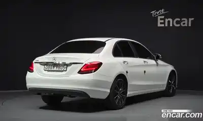 Mercedes-Benz C-Class 2019 2.0 гидро в Москве № 1005928, миниатюра 2