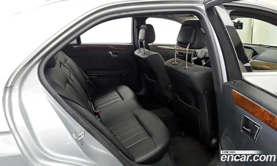 Mercedes-Benz E-Class 2011 3.5 гидро в Москве № 1006305, фото 12