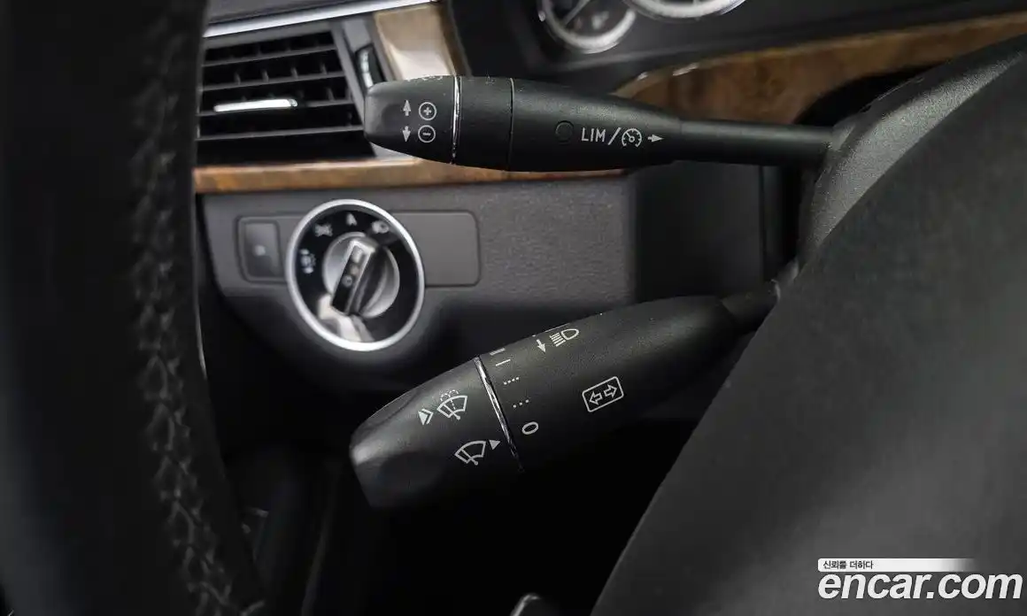 Mercedes-Benz E-Class 2011 3.5 гидро в Москве № 1006305, фото 19