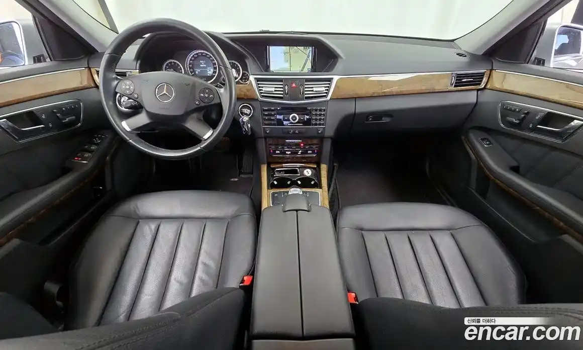 Mercedes-Benz E-Class 2011 3.5 гидро в Москве № 1006305, фото 7