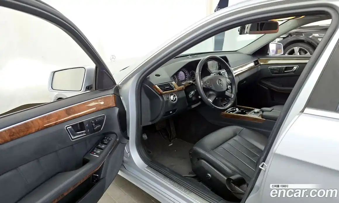 Mercedes-Benz E-Class 2011 3.5 гидро в Москве № 1006305, фото 10