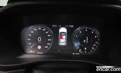 Volvo XC40 2022 2.0 гидро в Москве № 1009470, миниатюра 7