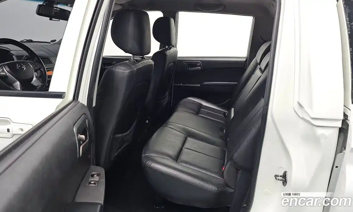 SsangYong Korando 2015 2.0 Автомат в Москве № 1010958, фото 17