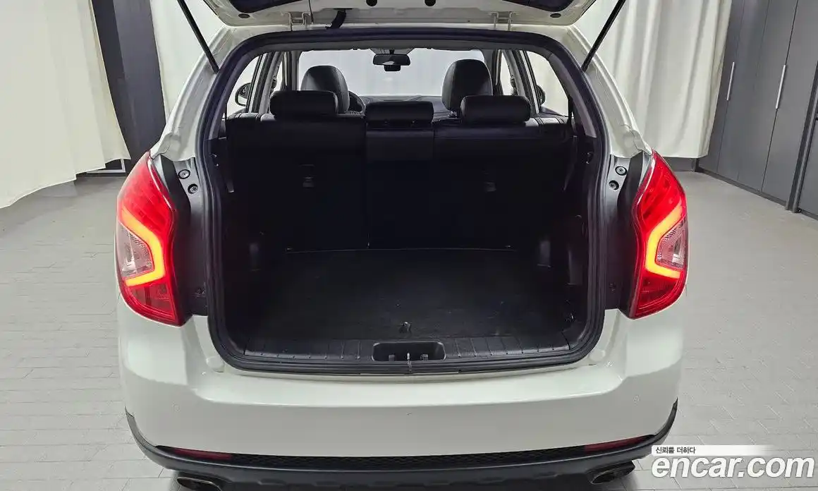 SsangYong Korando 2015 2.0 Автомат в Москве № 1011166, фото 20