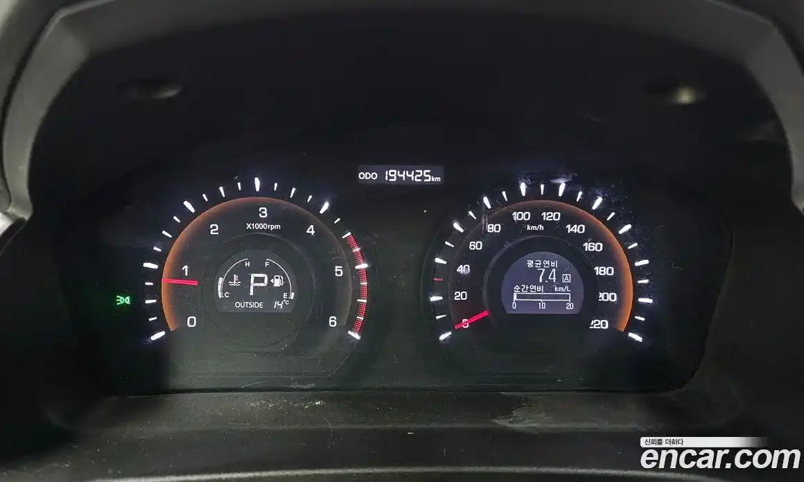 SsangYong Korando 2015 2.0 Автомат в Москве № 1011166, фото 8