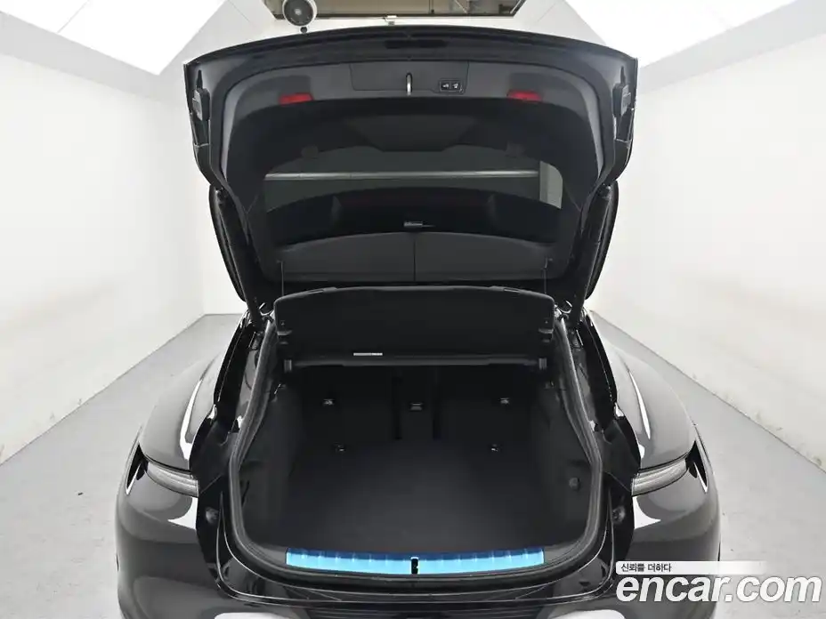 Porsche Taycan 2025 гидро в Москве № 1011837, фото 20